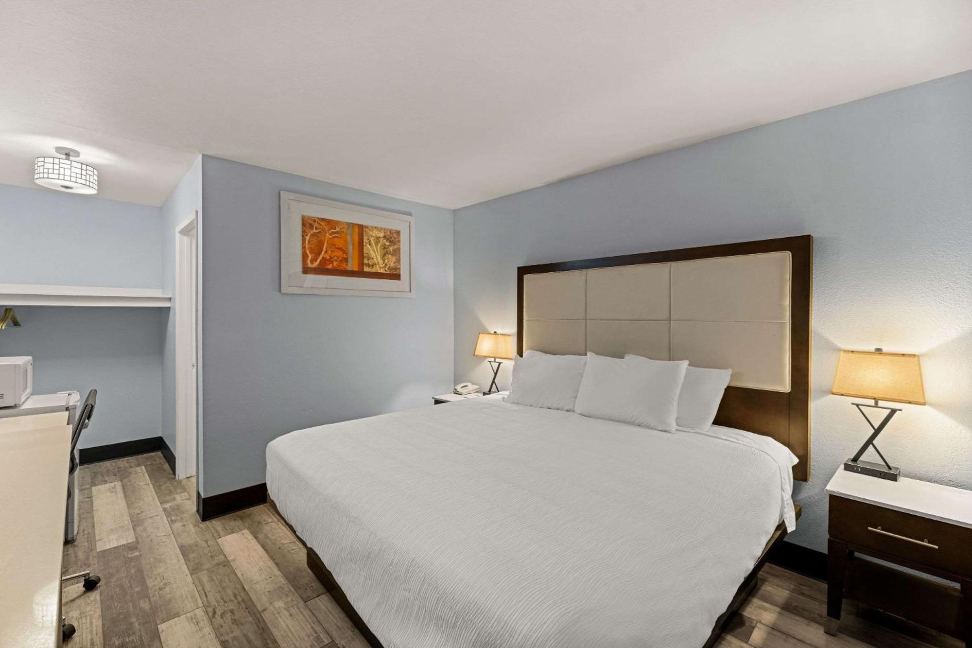 Rodeway Inn Midland Dış mekan fotoğraf