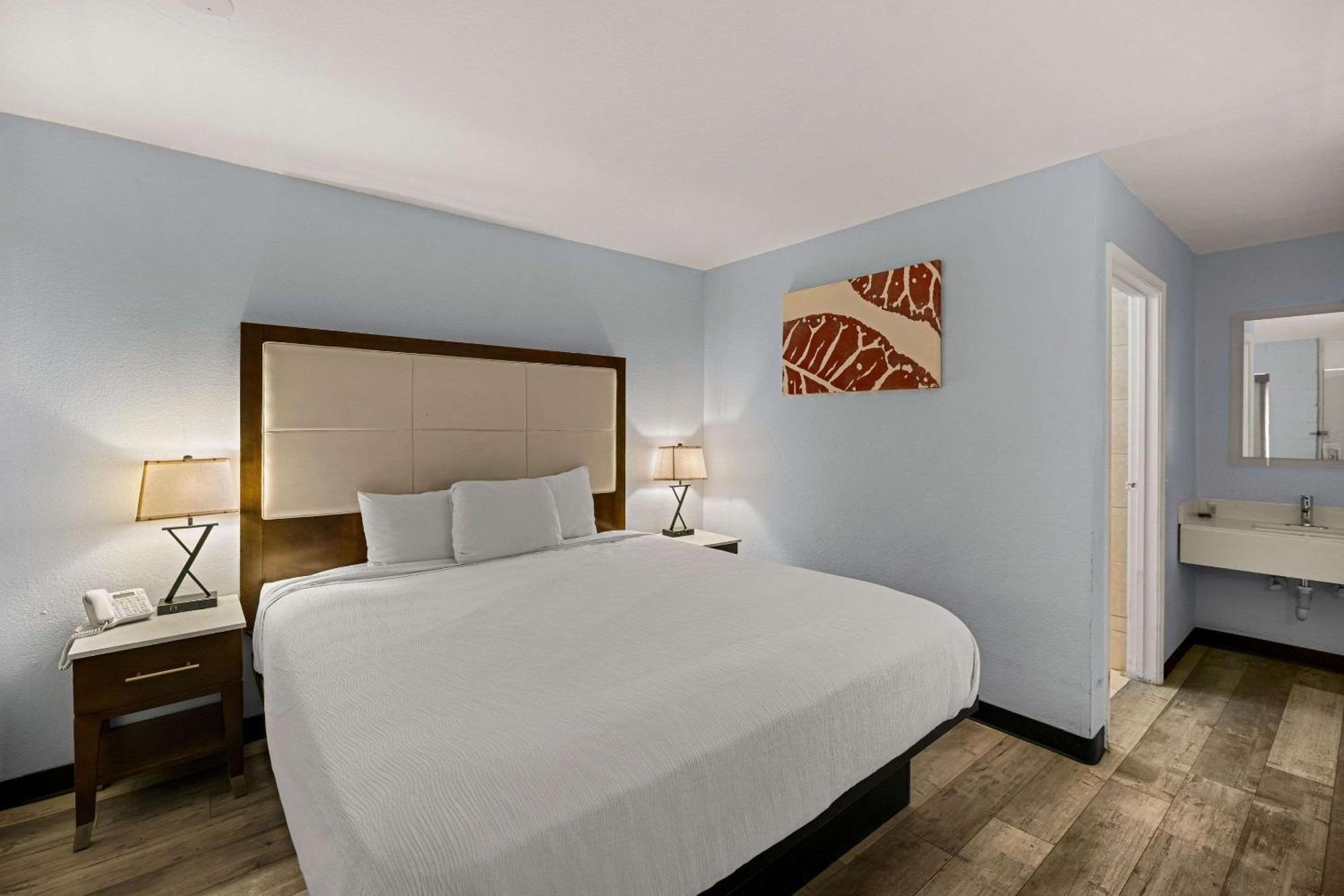 Rodeway Inn Midland Dış mekan fotoğraf
