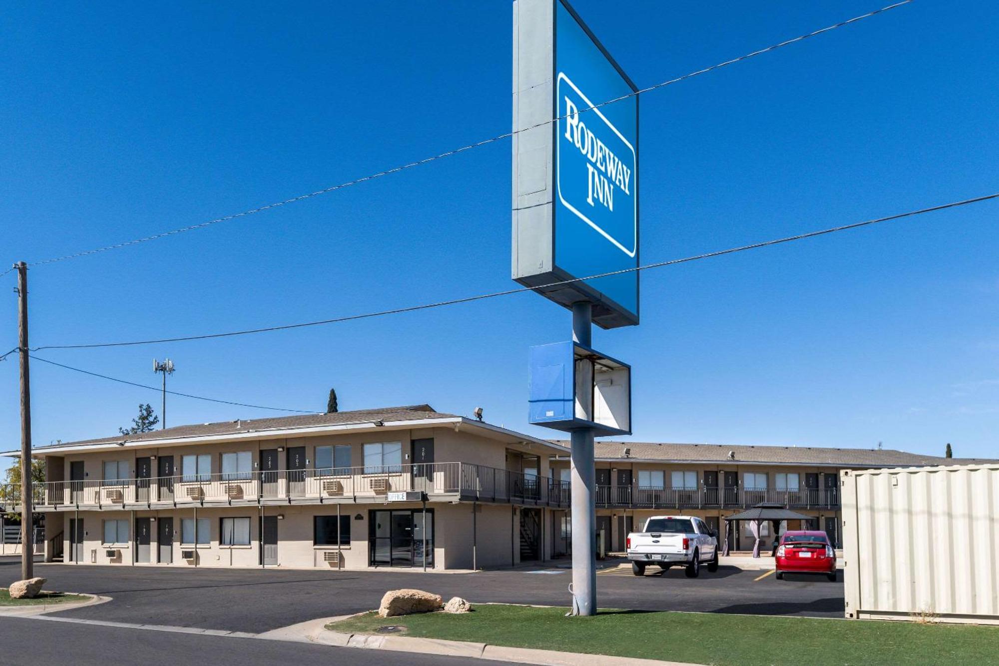 Rodeway Inn Midland Dış mekan fotoğraf